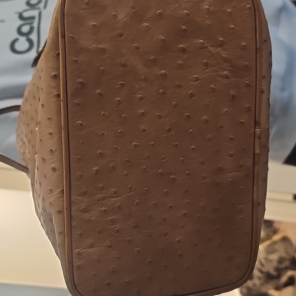 Dooney And Bourke Tan Leather Drawstring Bucket Bag - Picture 5 of 9